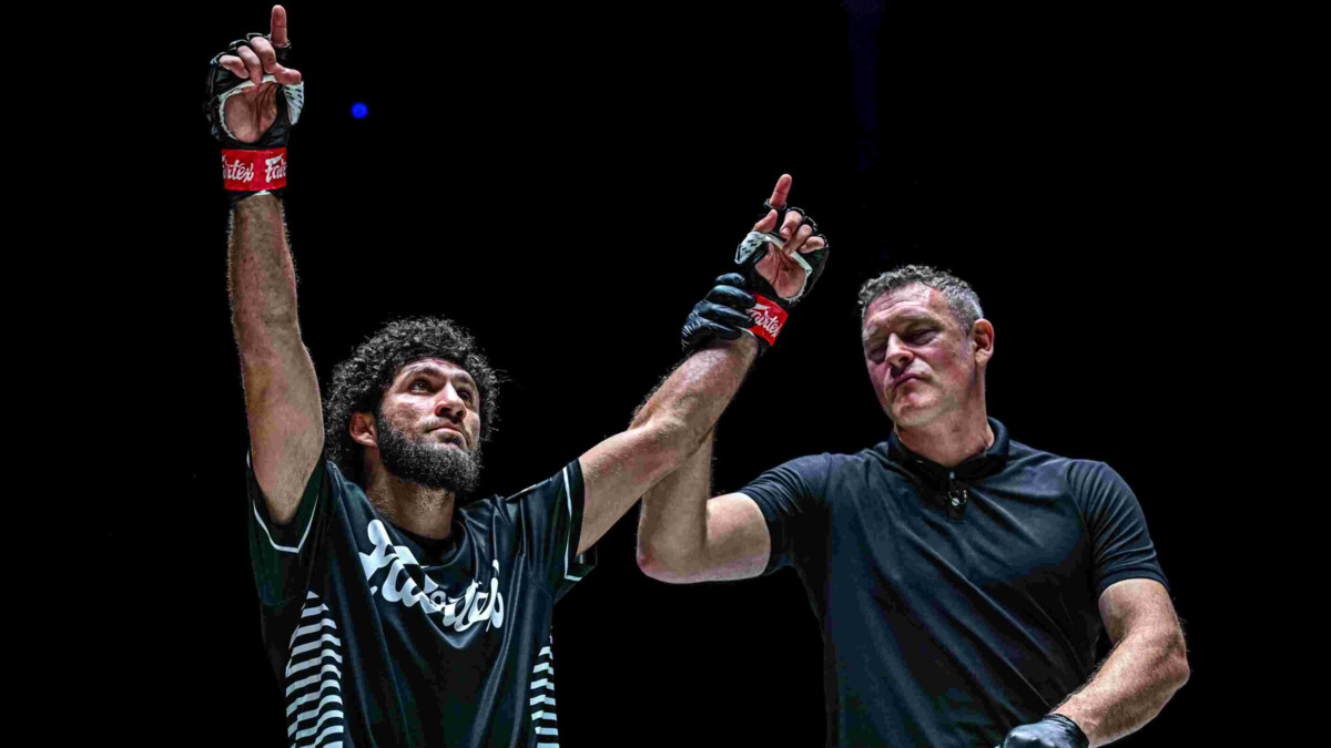 Кямран Набати нокаутировал соперника на турнире ONE Friday Fights 95