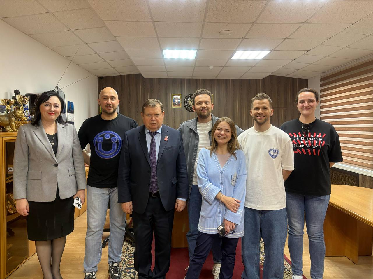 Мэр Кизляра встретился со съемочной группой гастрономического шоу «Повара на колесах»