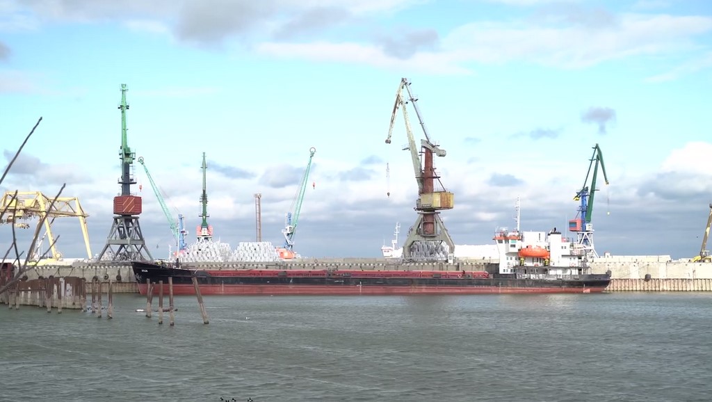 Шесть компаний станут первыми резидентами будущего «сухого порта» Дагестана