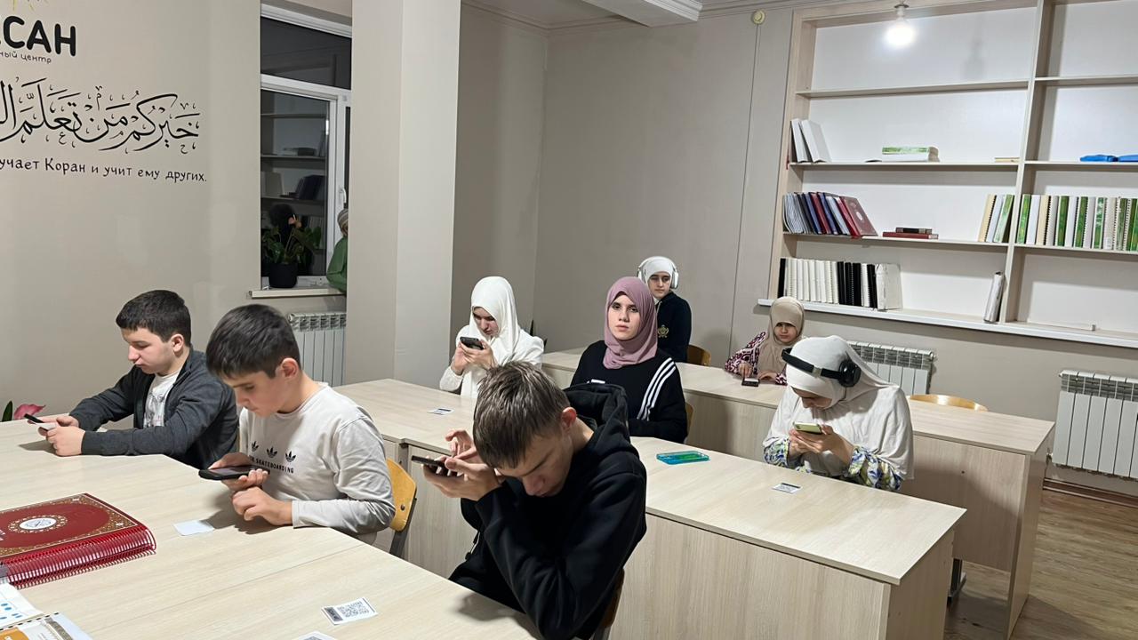 Конкурс «Словом и жестом» прошел в Дагестане