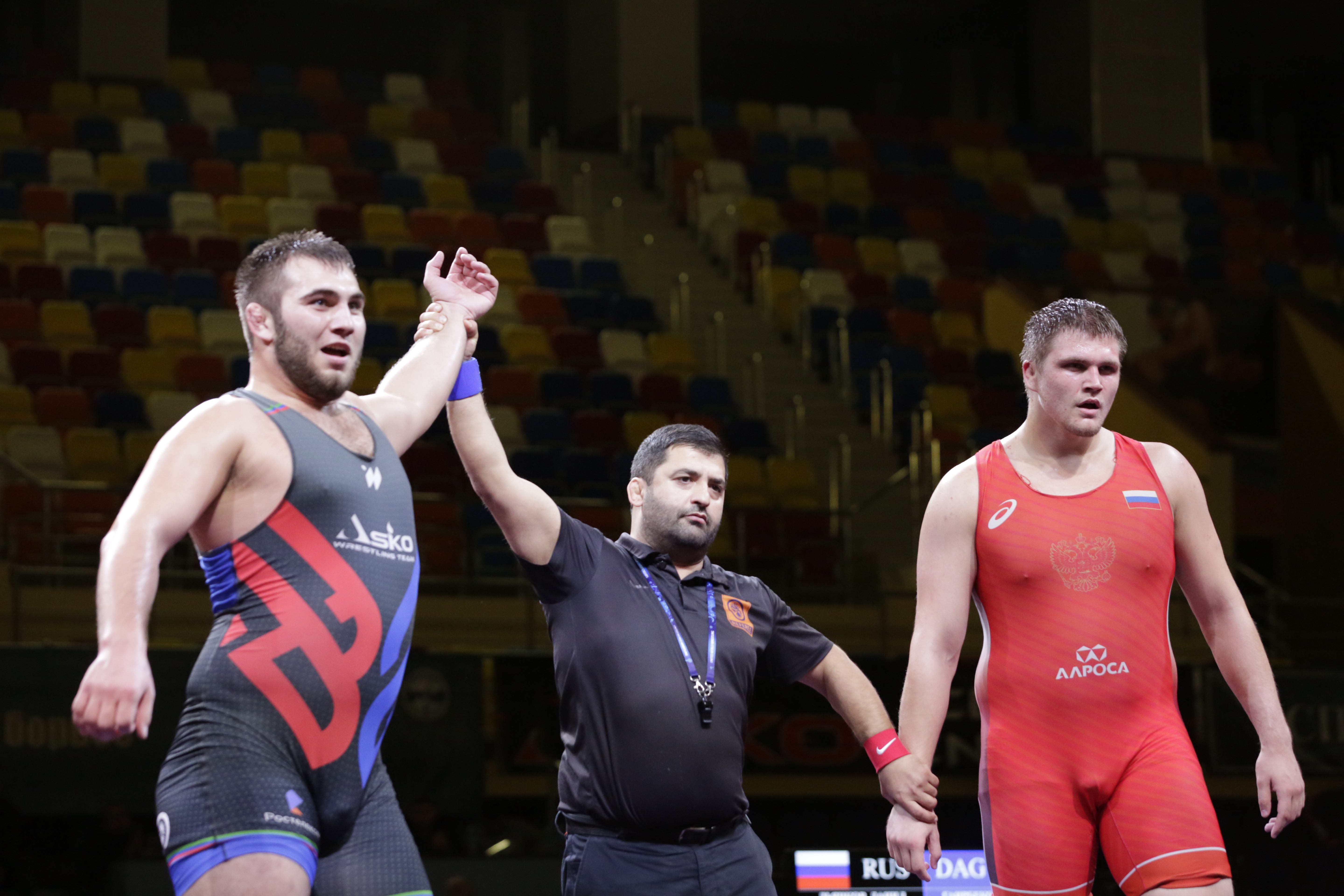 Дагестанские борцы-классики – лучшие на молодежном чемпионате СКФО