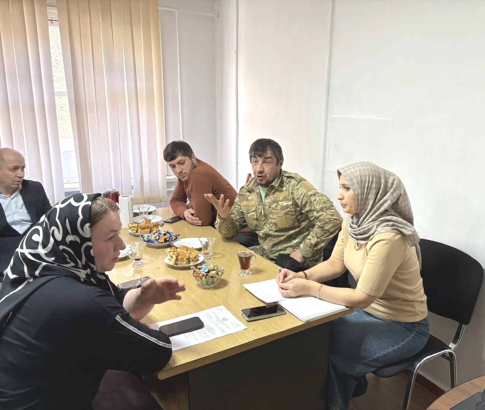 В Дахадаевском районе обсудили меры поддержки для демобилизованных участников СВО и их семей