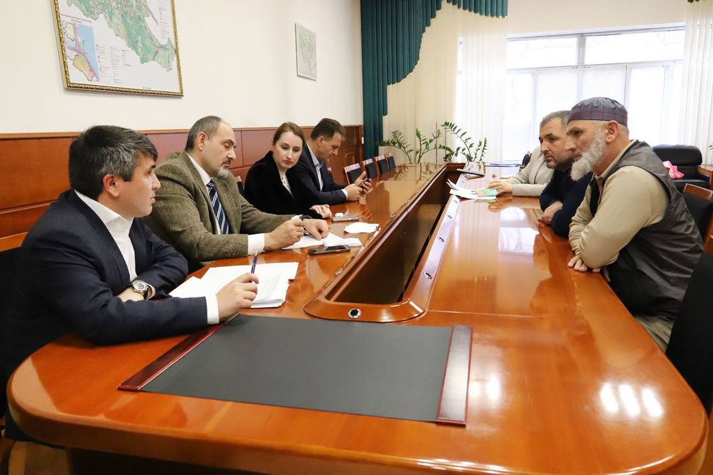 Делегация Дербентского района приняла участие в кустовом семинаре-совещании