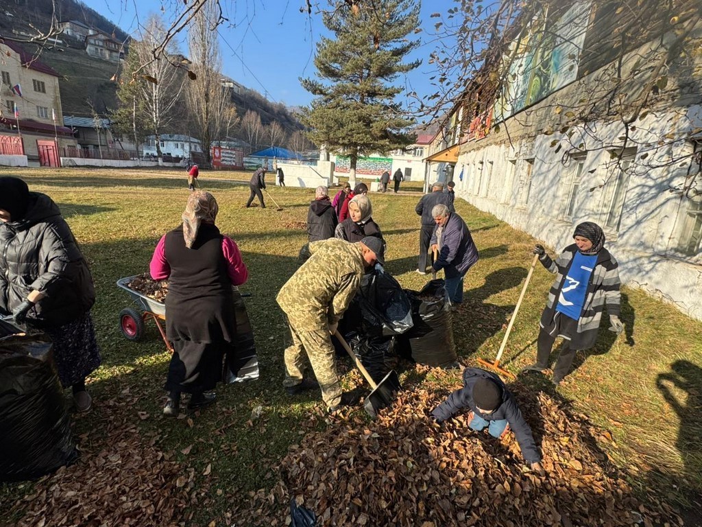 Всеобщий экологический субботник прошел на территории Бежтинского участка