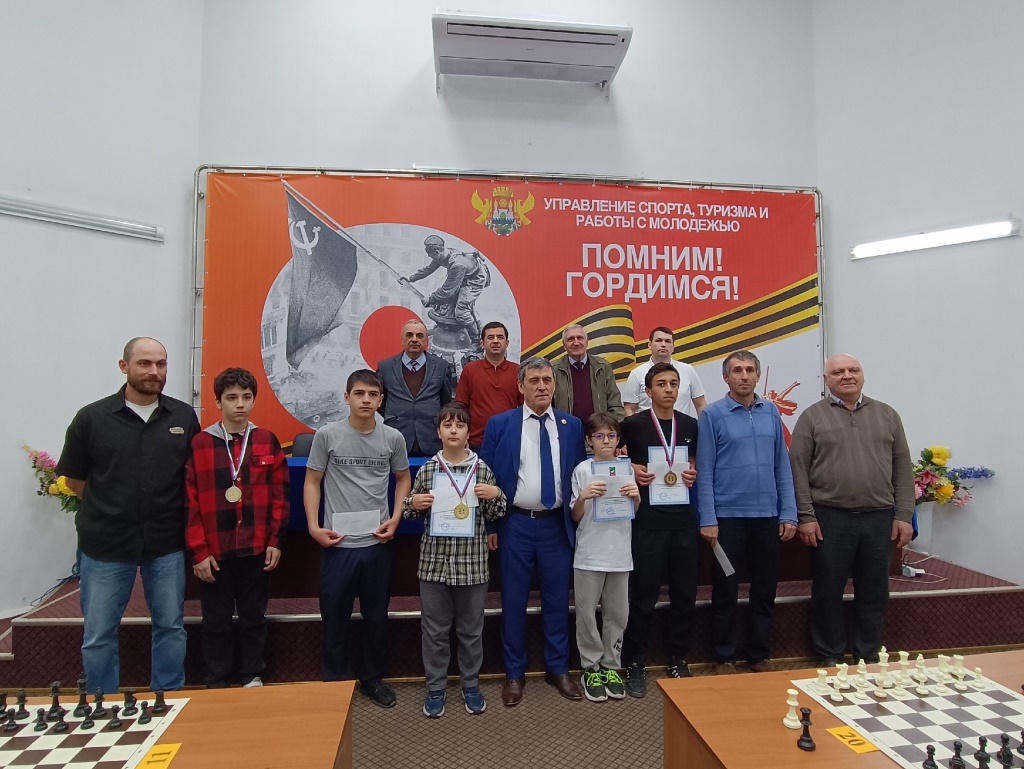 В Махачкале прошел шахматный турнир по блицу, посвященный 1 Мая