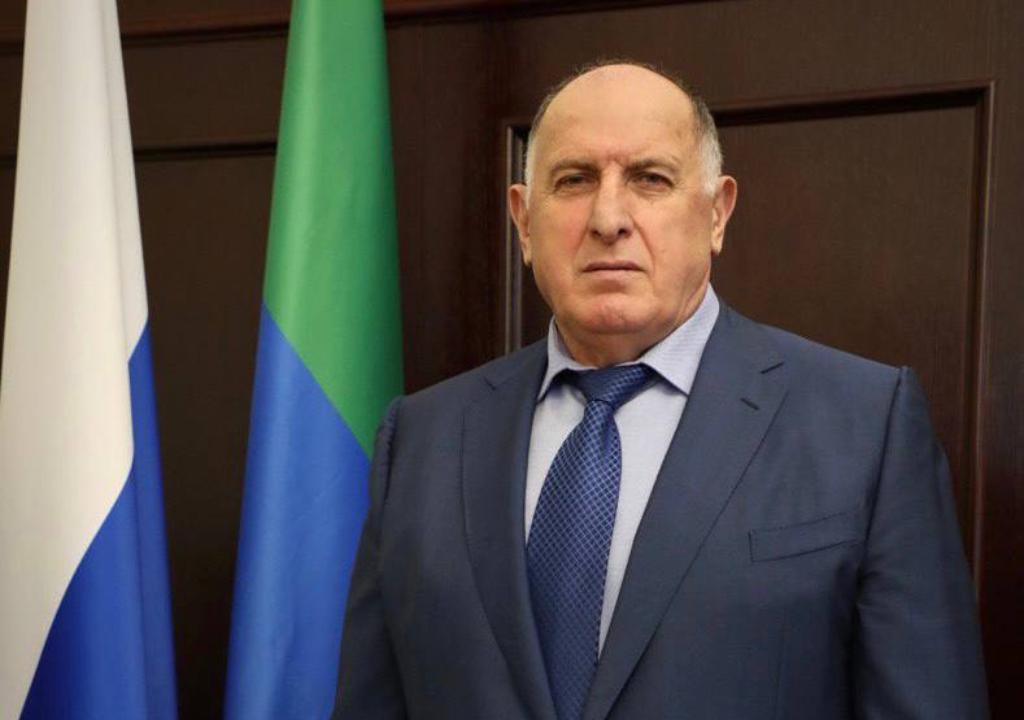 Абдулмуслим Абдулмуслимов поздравил дагестанцев с Днем образования республики