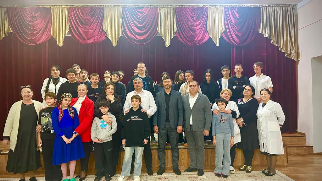 Подарки от депутата Нурбаганда Нурбагандова передали воспитанникам Избербашского детского дома №7