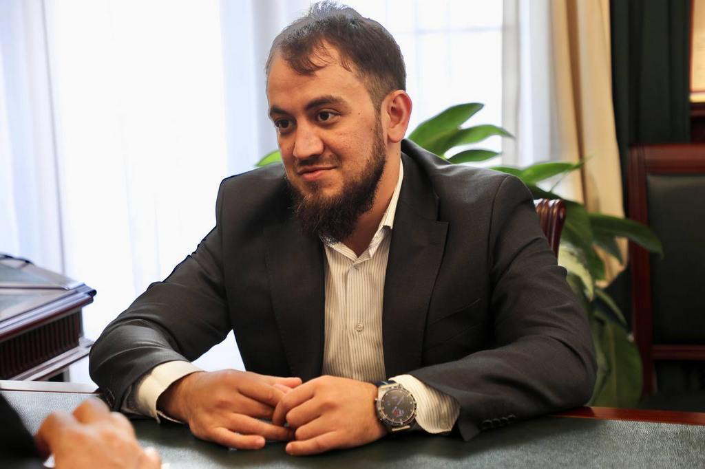 Исрафил Исрафилов призвал администраторов telegram-каналов не рекламировать мошенников