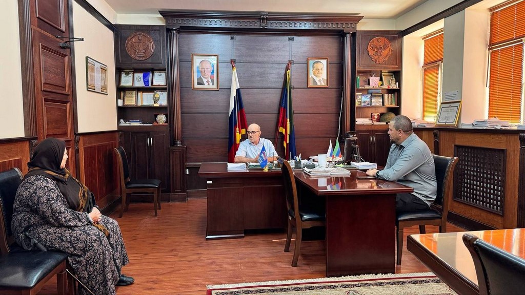 Глава Шамильского района провел личный прием граждан