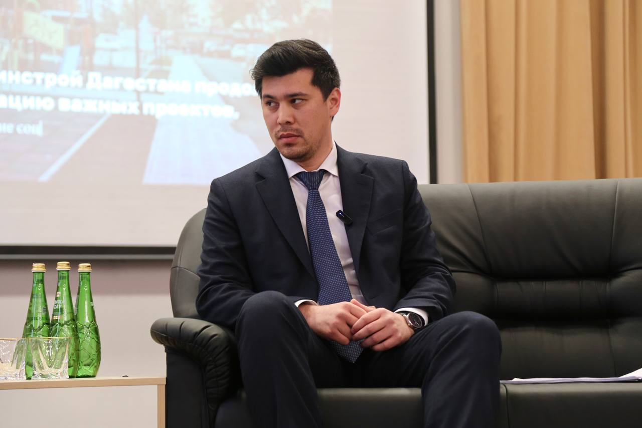 Бахтияр Уллаев: «В Дагестане 77% населения обеспечены качественной питьевой водой»