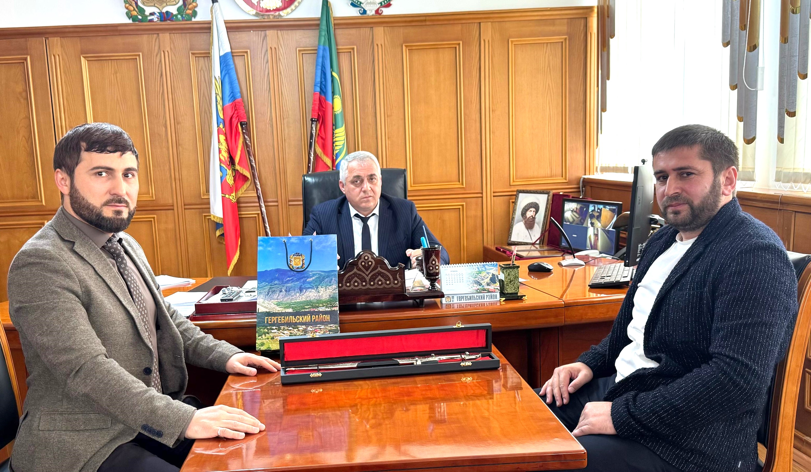 Глава Гергебильского района встретился с проректором ДГИ РД