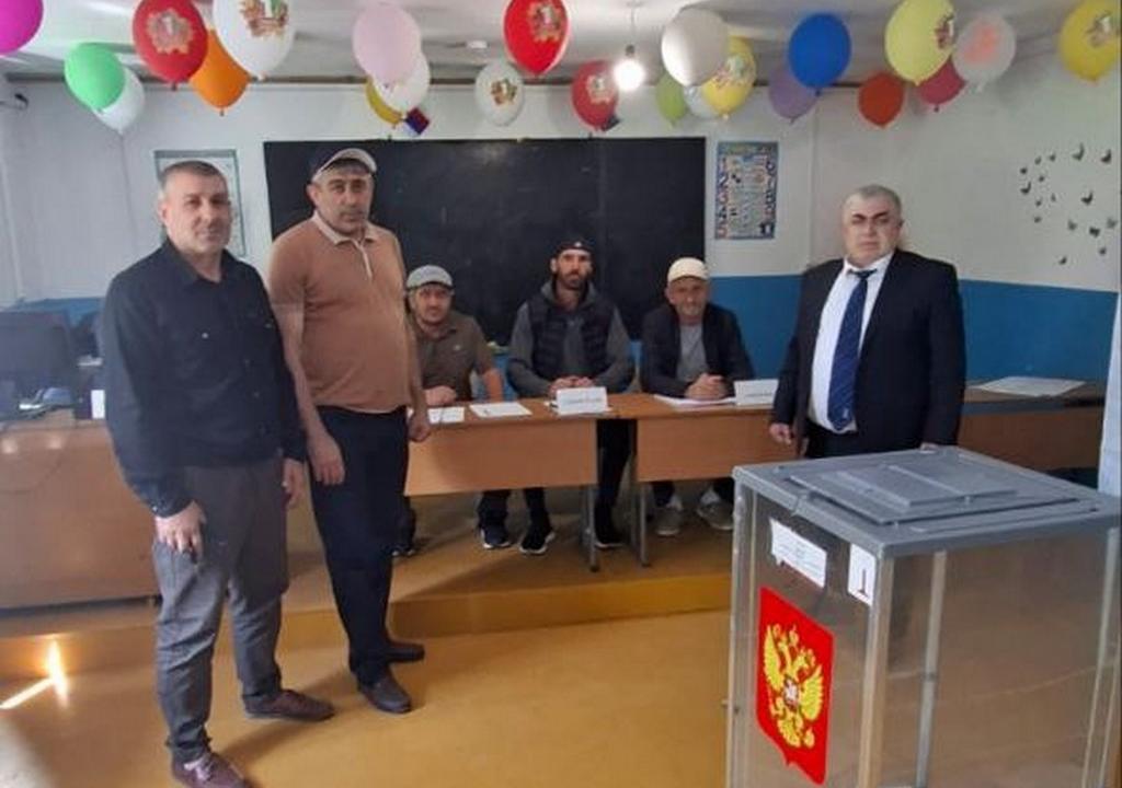 Глава Ахвахского района проинспектировал голосование в отдаленных животноводческих зонах