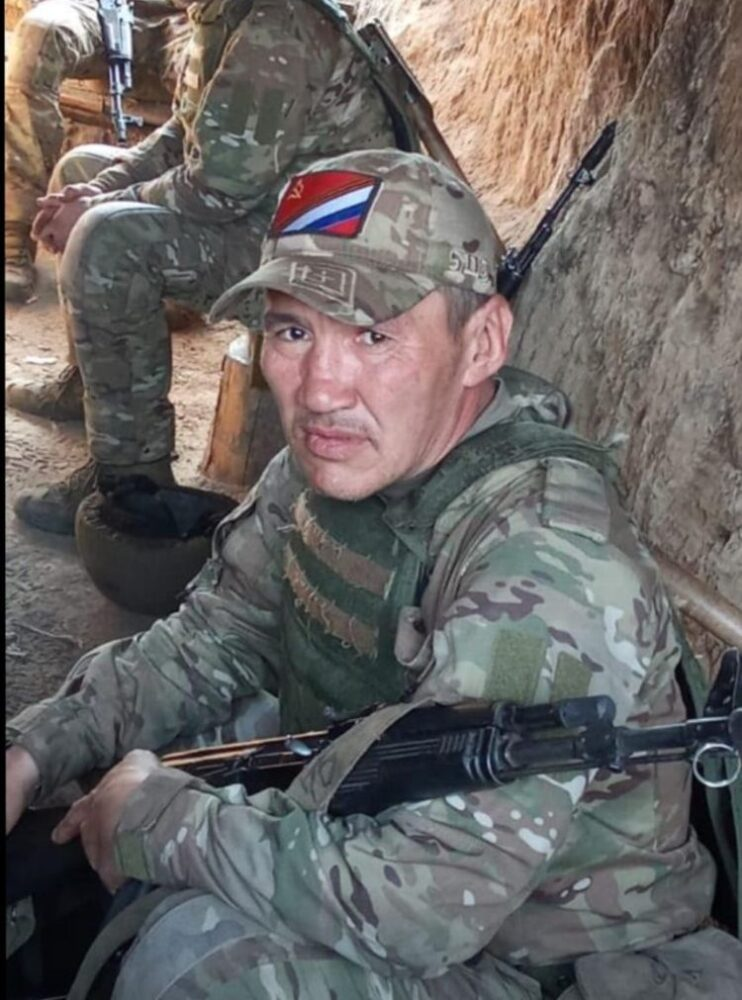 Герои живут в памяти народа