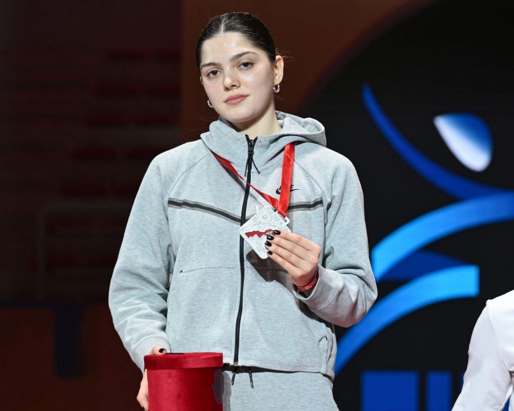 Фехтовальщица Айзанат Муртазаева взяла «серебро» на Кубке мира в Марокко