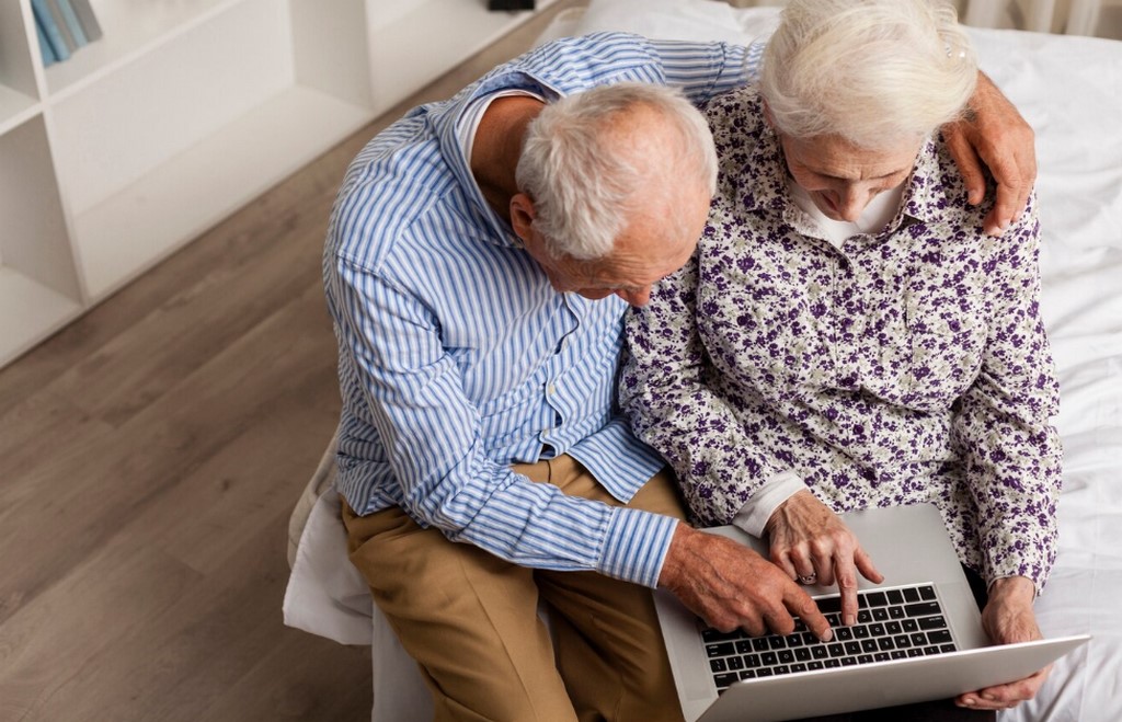 В Дагестане выросло число пенсионеров, получающих надбавку по уходу