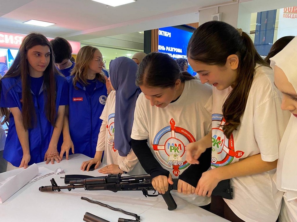 Молодежь Дагестана прошла исторический квест «Битва за Кавказ»