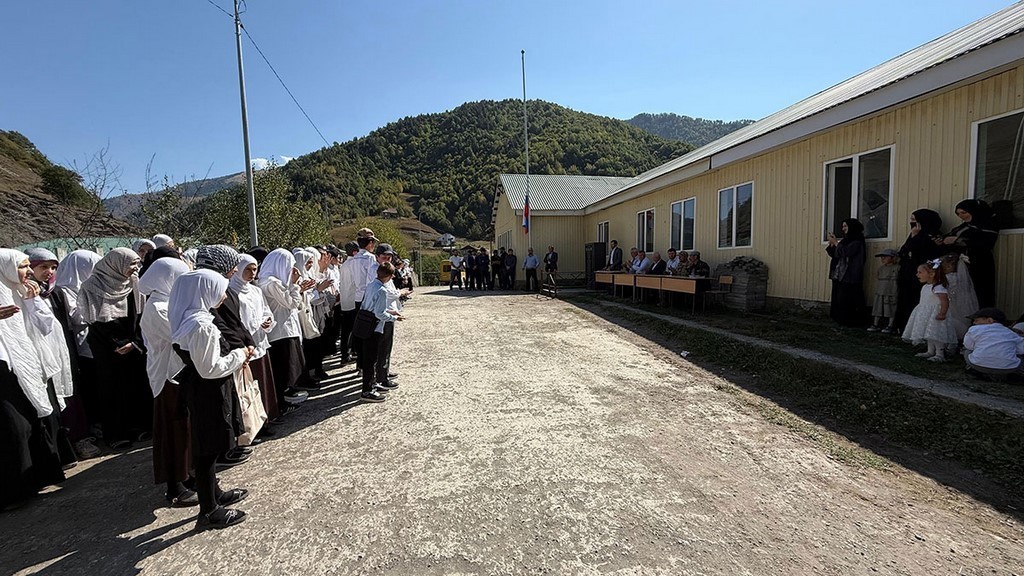 День знаний отметили в Цунтинском районе