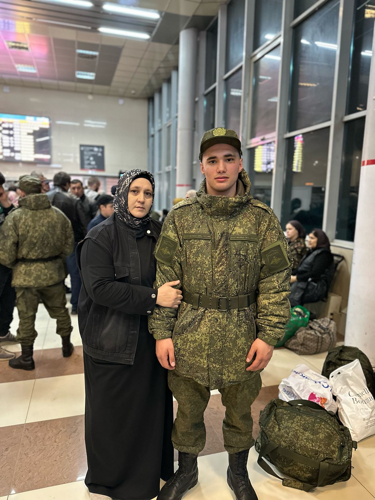 Новобранцы из Новолакского района отправляются на службу в Вооруженных Силах РФ