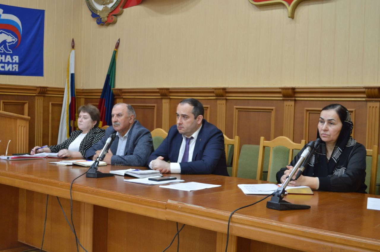 Совещание по вопросам проведение весеннего призыва прошло в Каякентском районе