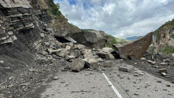 В Дагестане закрыты 10 горных дорог из-за скальных обвалов