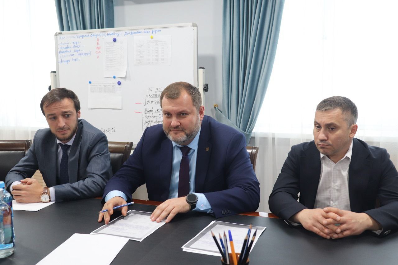 Министр здравоохранения Дагестана провел выездной прием граждан в Кизилюртовском районе