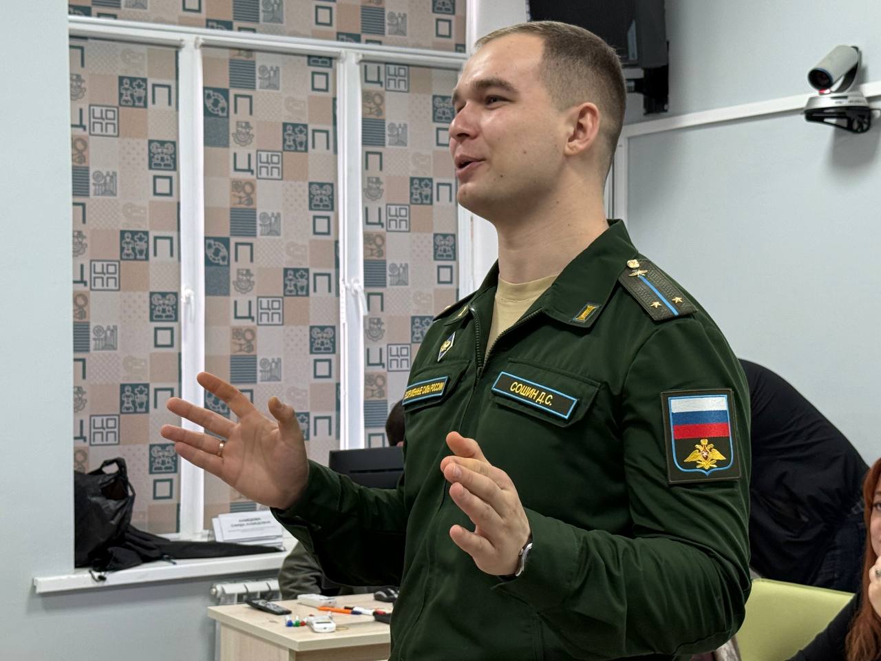 Представитель Военной академии имени Маршала Жукова встретился с махачкалинскими студентами