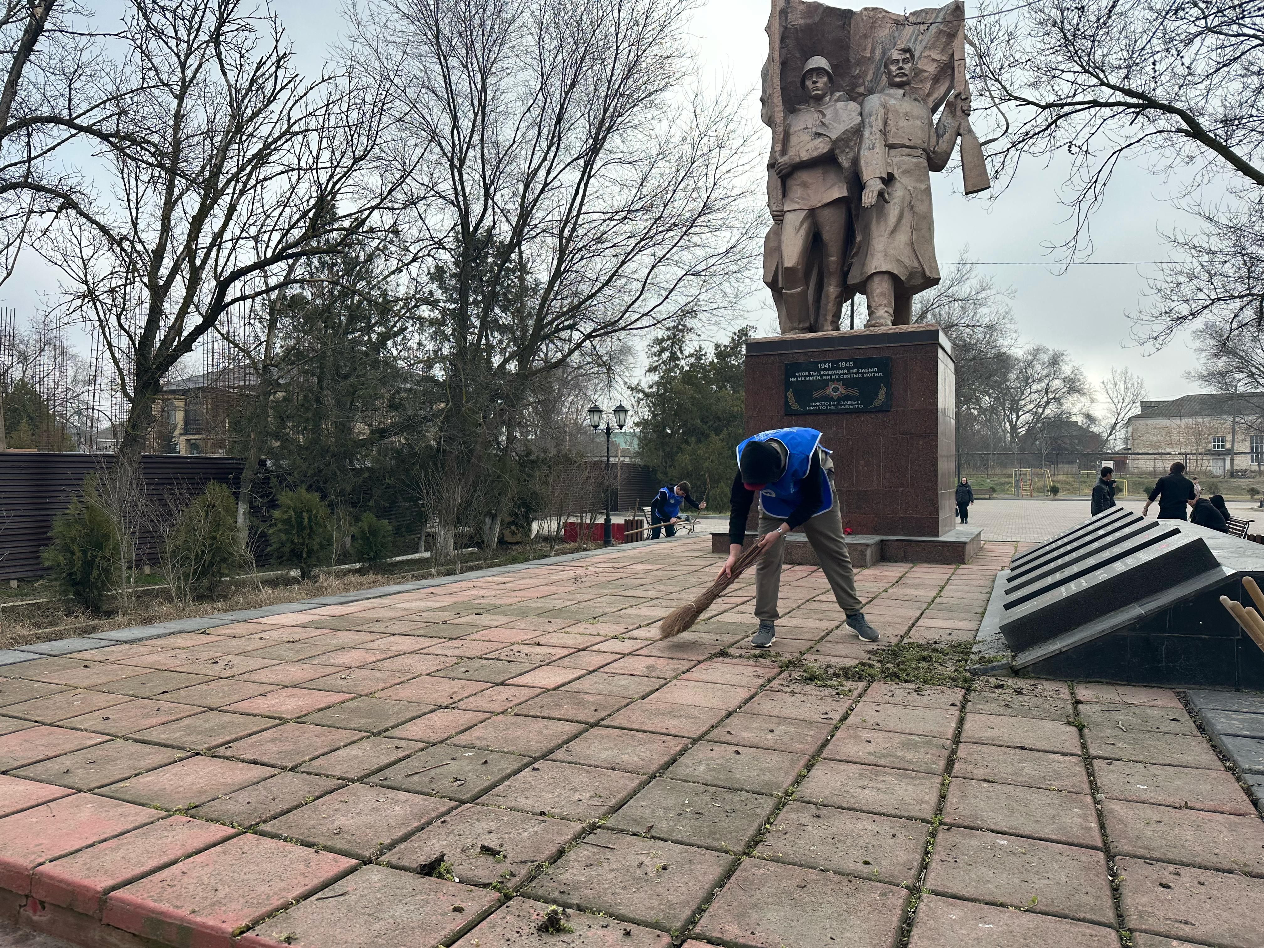 Мэр Кизляра выразил свое недовольство результатами городского субботника