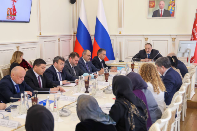 Сергей Меликов встретился с общественными организациями, поддерживающими участников СВО