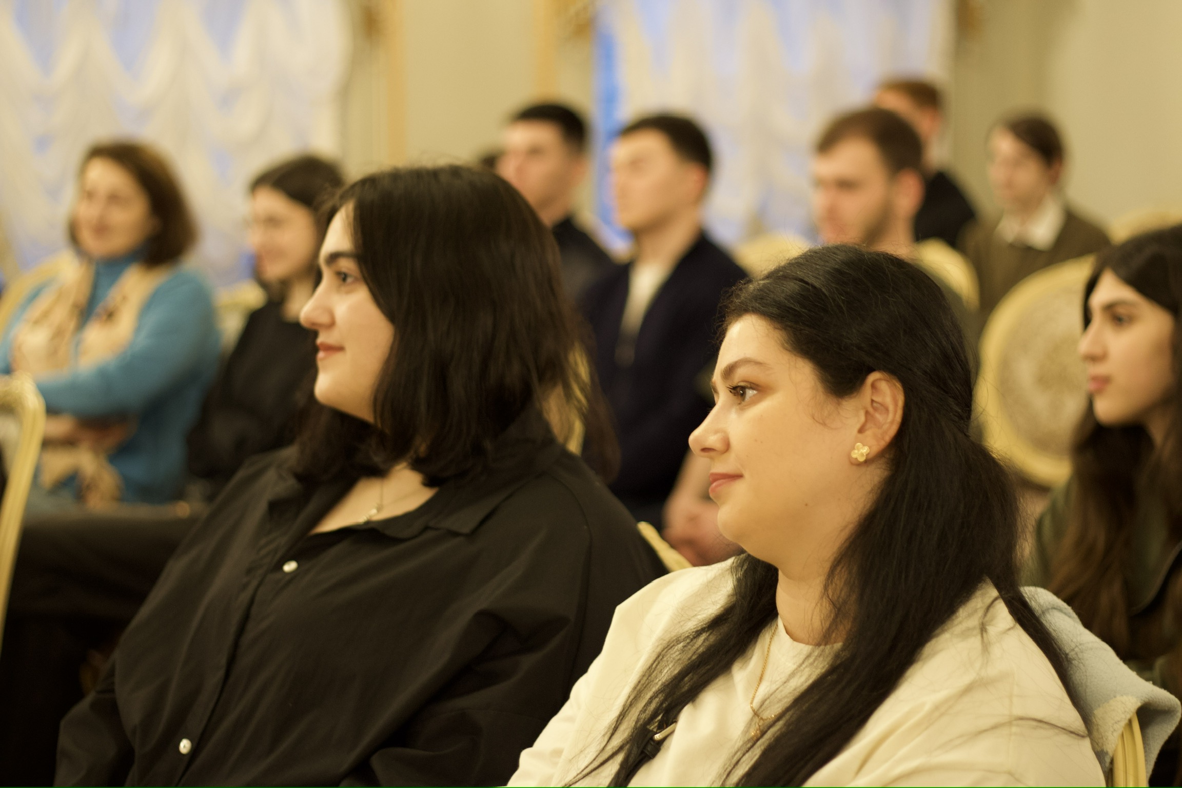 Поэтический вечер Индиры Зубаировой прошел в Москве