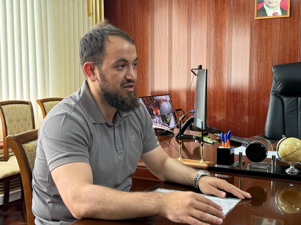 Руководитель ЦУР обсудил с главой Хивского района улучшение обратной связи с жителями