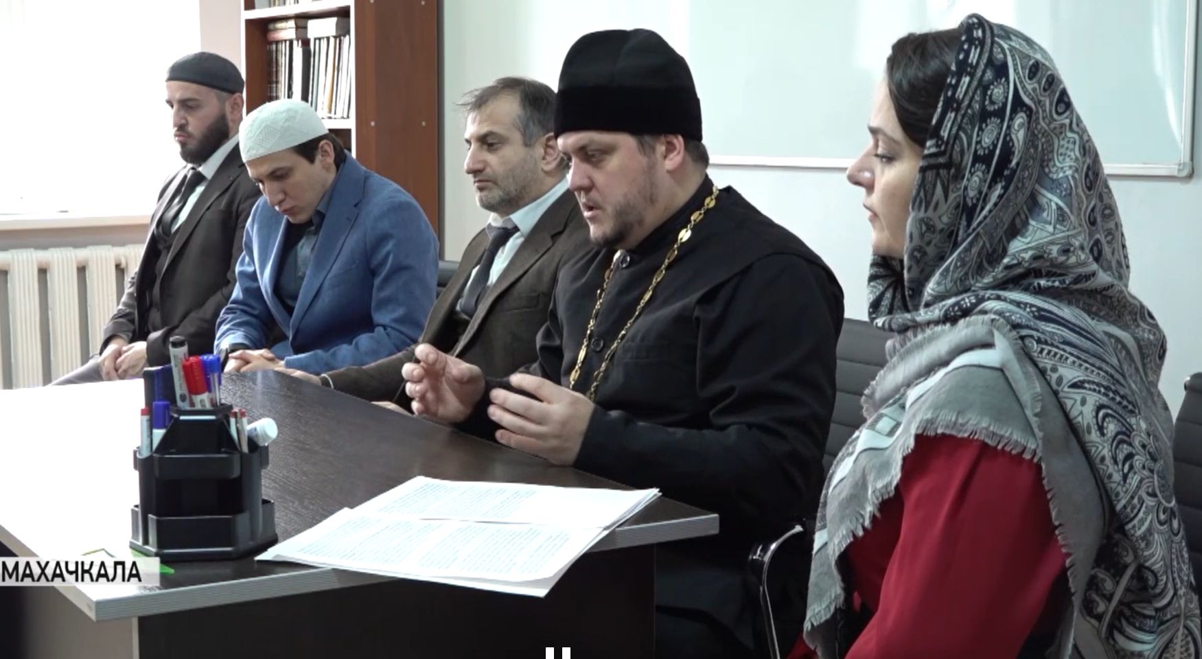 Со студентами Махачкалы поговорили о важности межнационального и межконфессионального мира