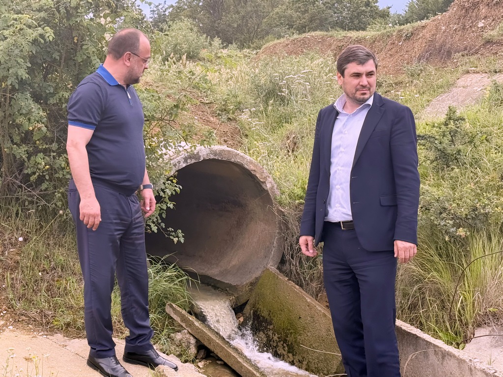 Комсомольское озеро: ситуация стабилизируется