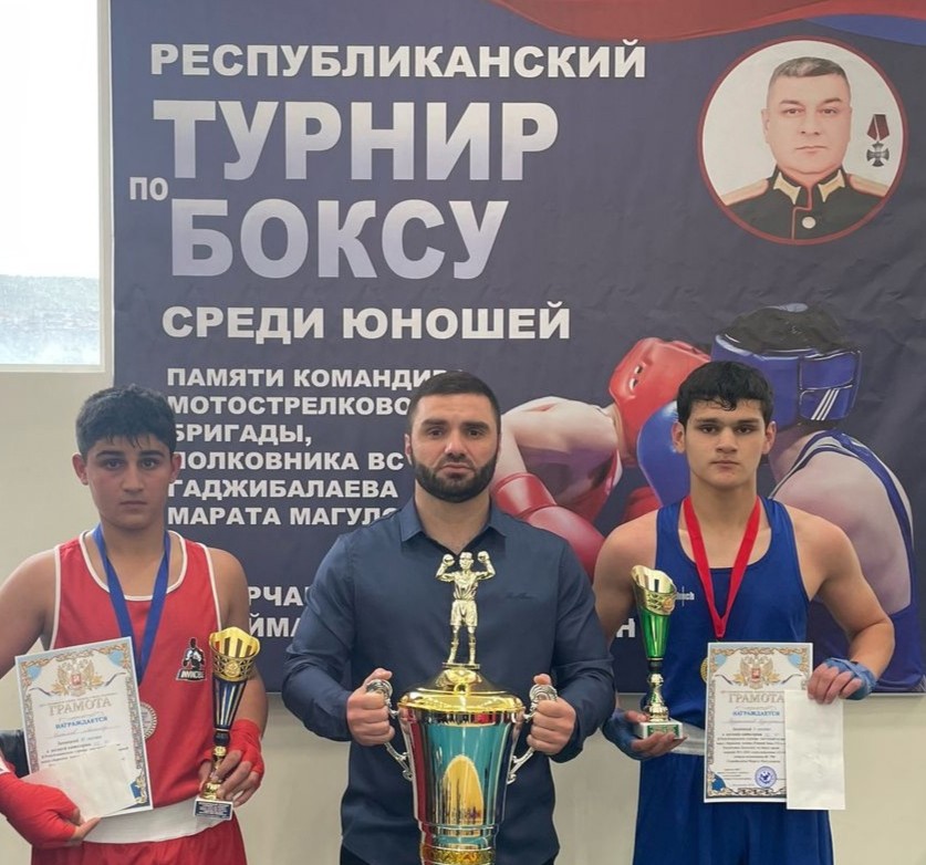 В Сулейман-Стальском районе провели матчевую встречу по боксу