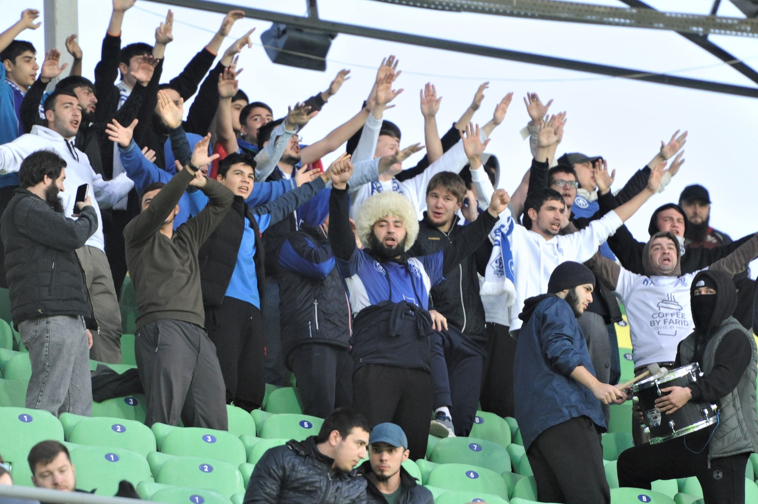 По инициативе Сергея Меликова усилена работа с болельщиками махачкалинского «Динамо»