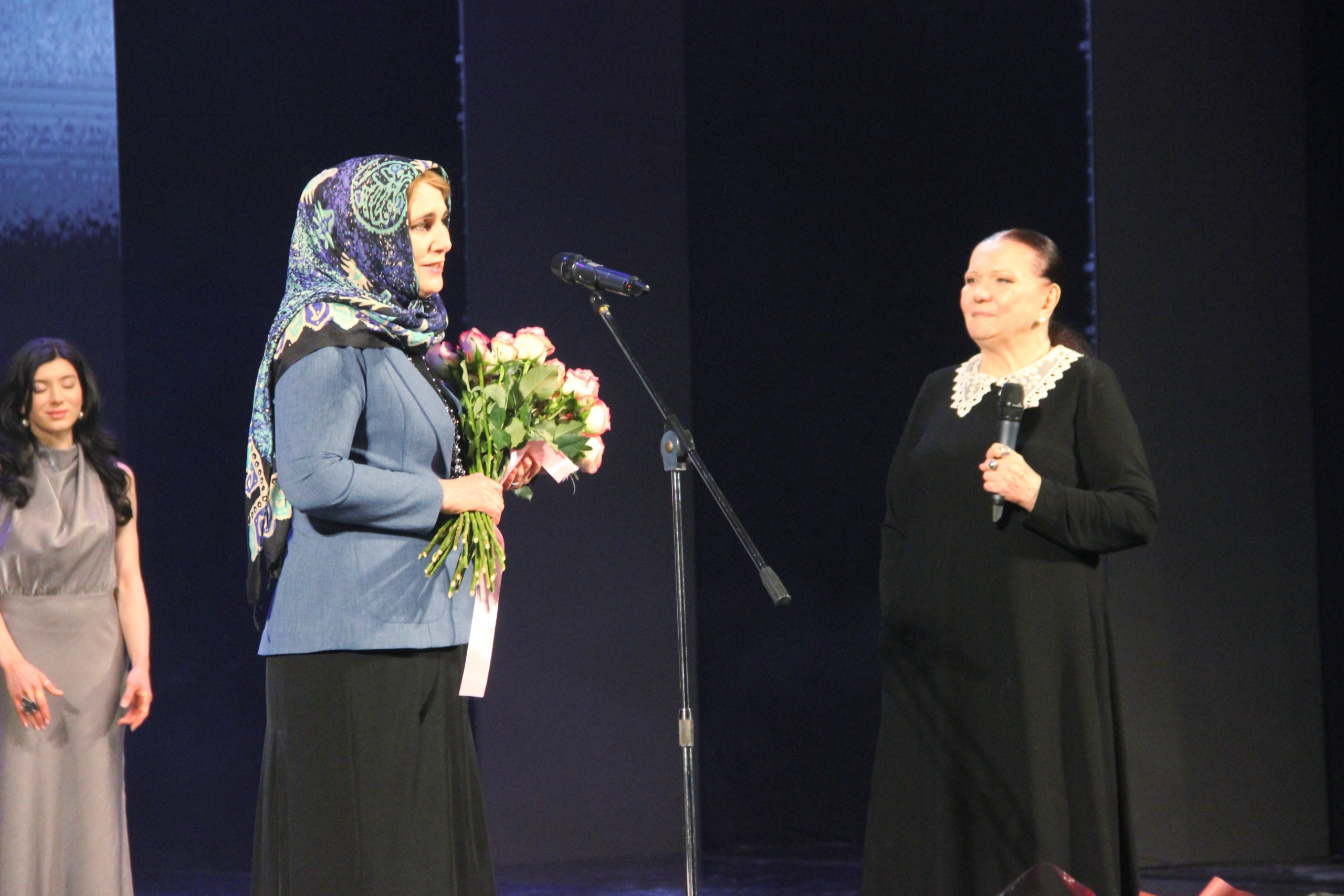 В Махачкале прошел литературный концерт к 90-летию поэта Станислава Сущевского