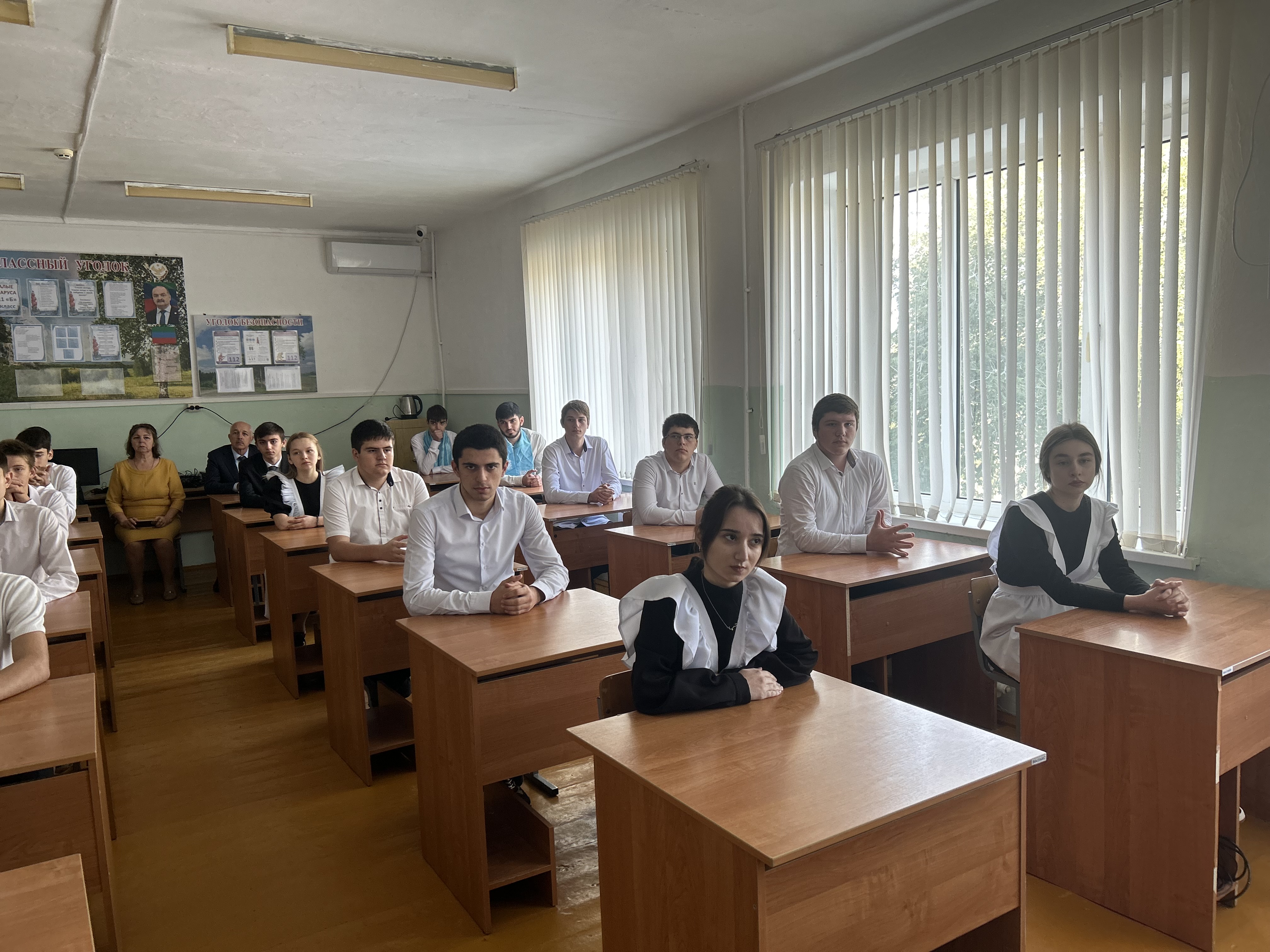 Василий Джамалов провел рабочую встречу с депутатом Валерием Громовым