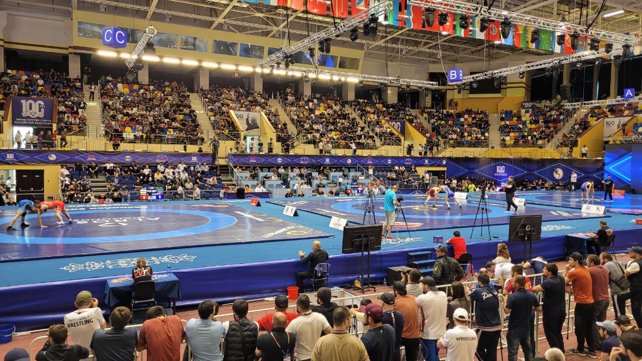 Поиски спортсменки в каспийске. ЧР по вольной борьбе 2023. Вольная борьба Чемпионат России 2023. ЧР по борьбе 2023 Каспийск. Медали Чемпионат Дагестана.
