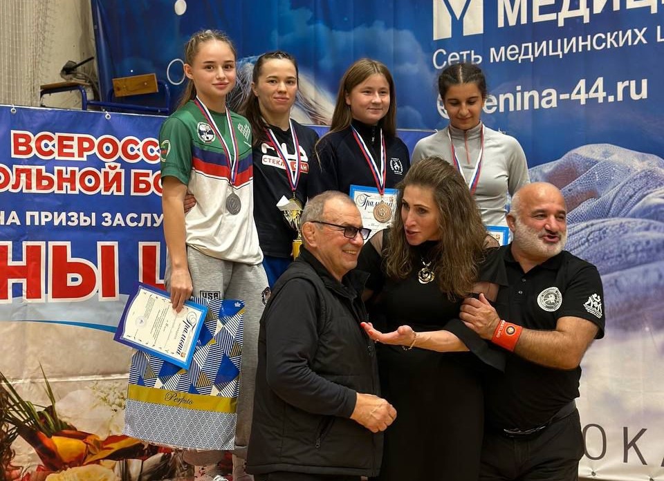 Дагестанские вольницы выиграли семь медалей на турнире в Подмосковье