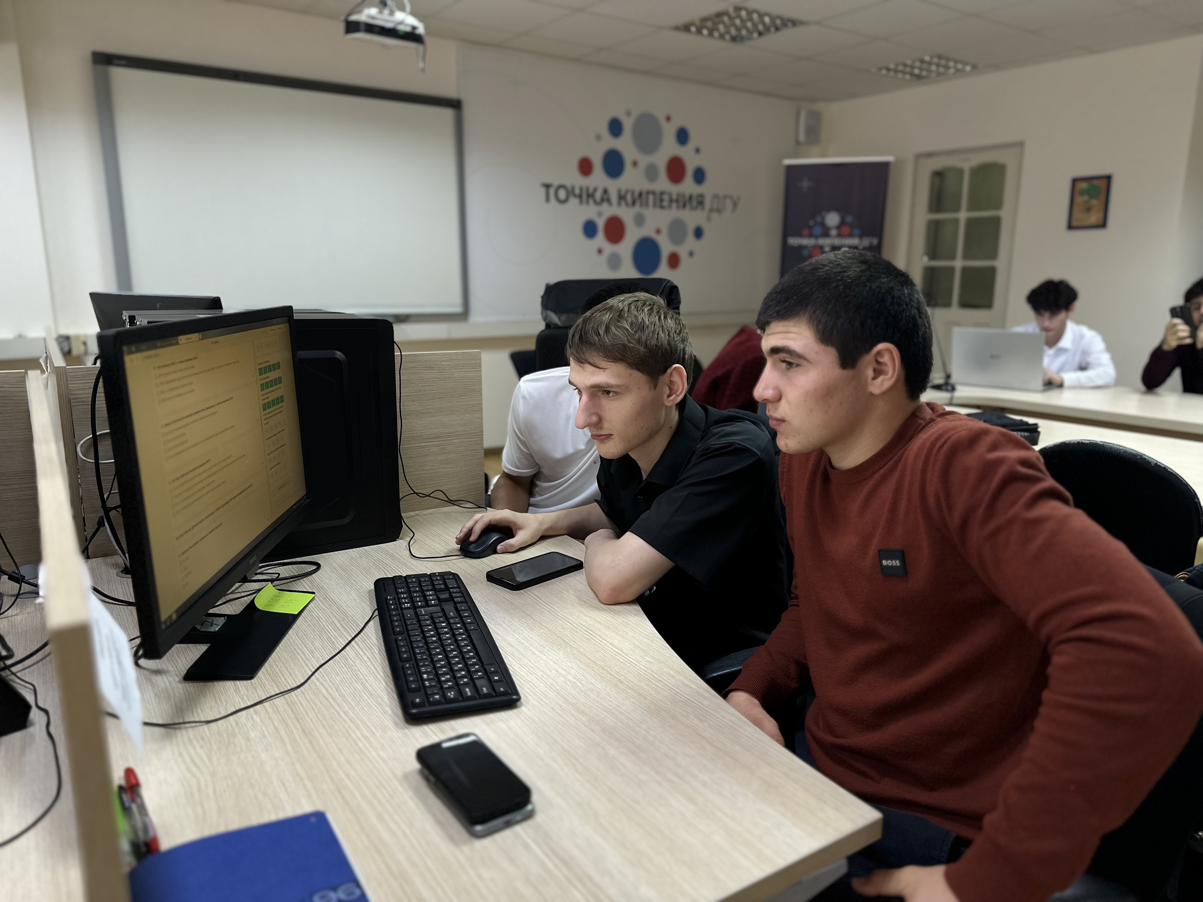 Более 200 студентов приняли участие в IT-диктанте на базе ДГУ