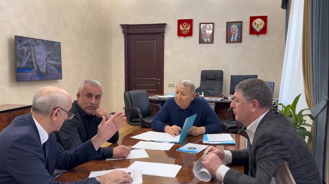 Госсекретарь Дагестана Магомед-Султан Магомедов провел личный прием граждан