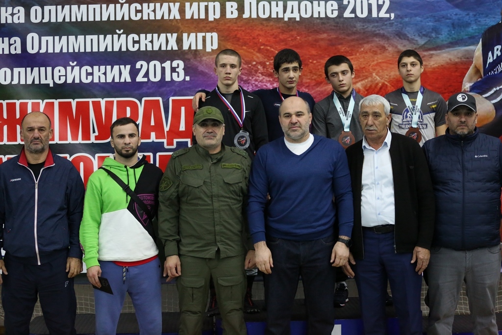 Махачкала приняла Всероссийский юношеский турнир по вольной борьбе