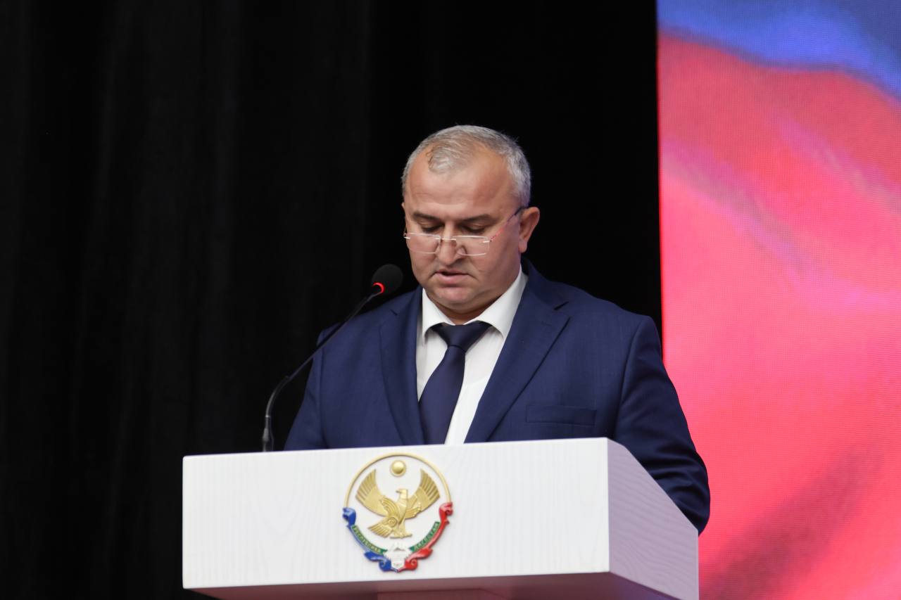 Сергей Меликов объявил благодарность главе Казбековского района Гаджимураду Мусаеву