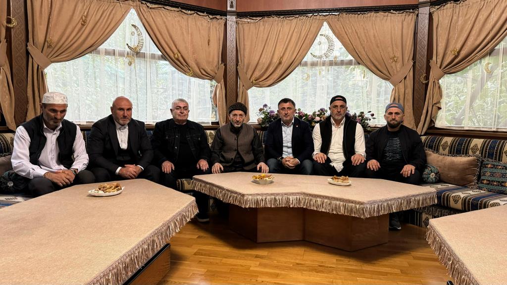 Глава Ахвахского района встретился с муфтием Дагестана