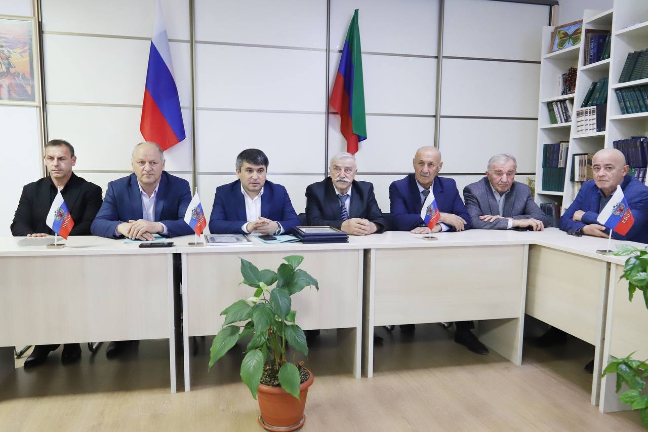 В Табасаранском районе состоялось торжественное мероприятие ко Дню народного единства