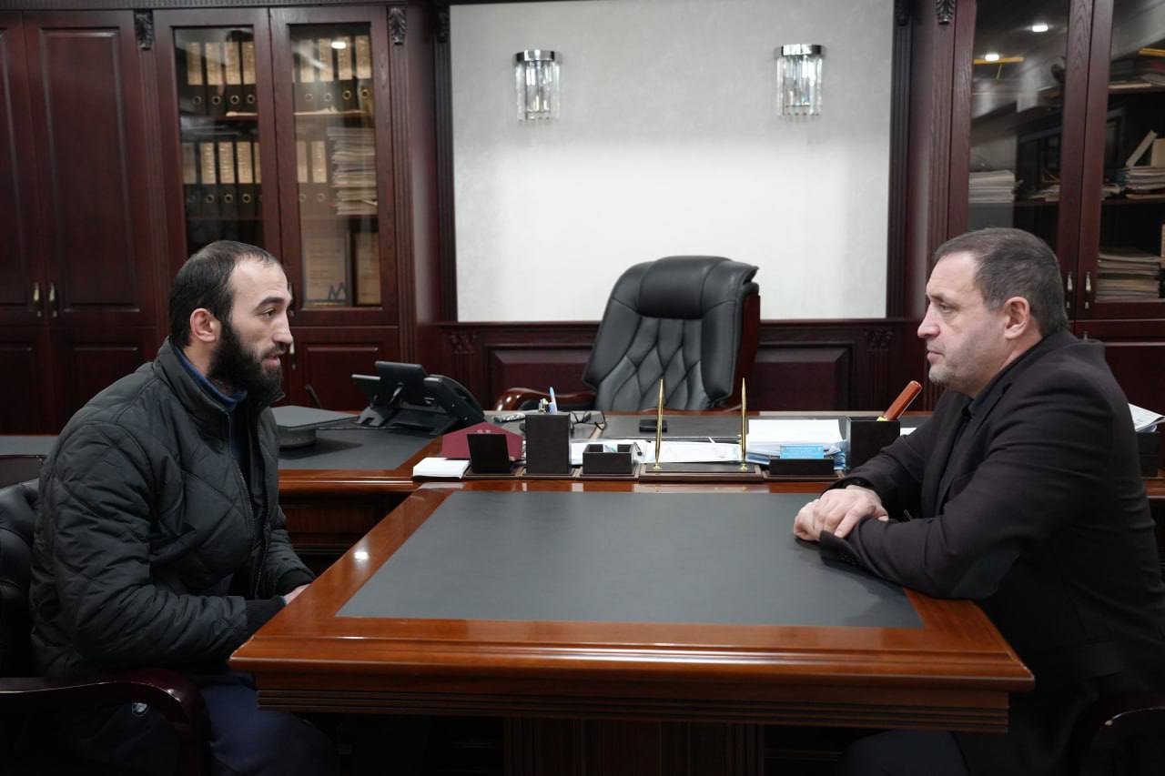 Еще один доброволец из Хасавюрта отправляется в зону СВО