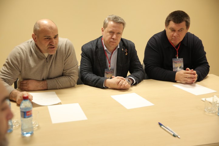 Работу частных спортивных клубов и школ обсудили в Дагестане