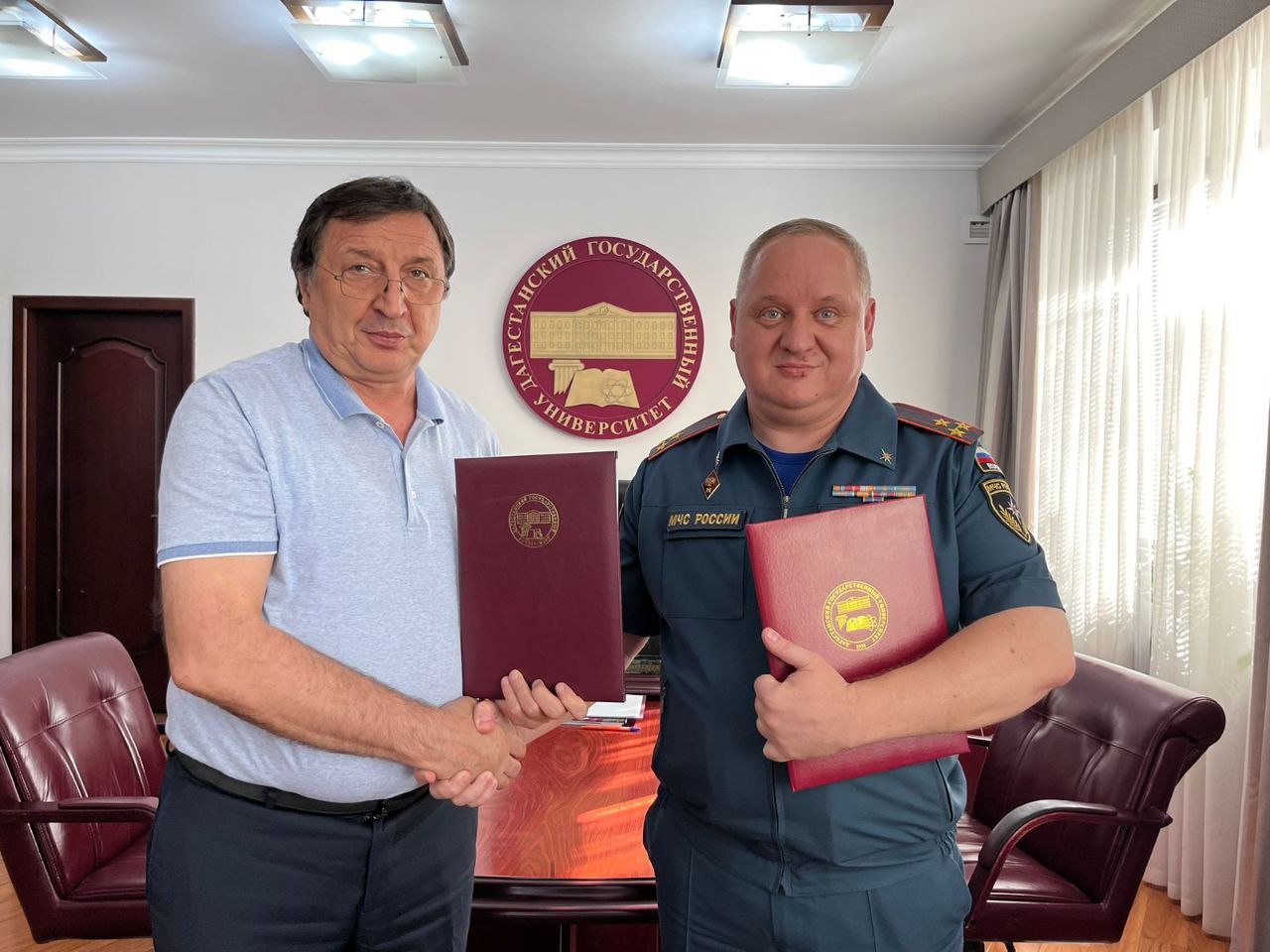 МЧС России и ДГУ подписали соглашение о сотрудничестве