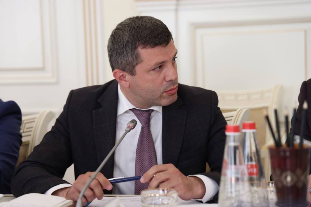 Глава Минпромторга Дагестана предложил варианты развития рынков республики