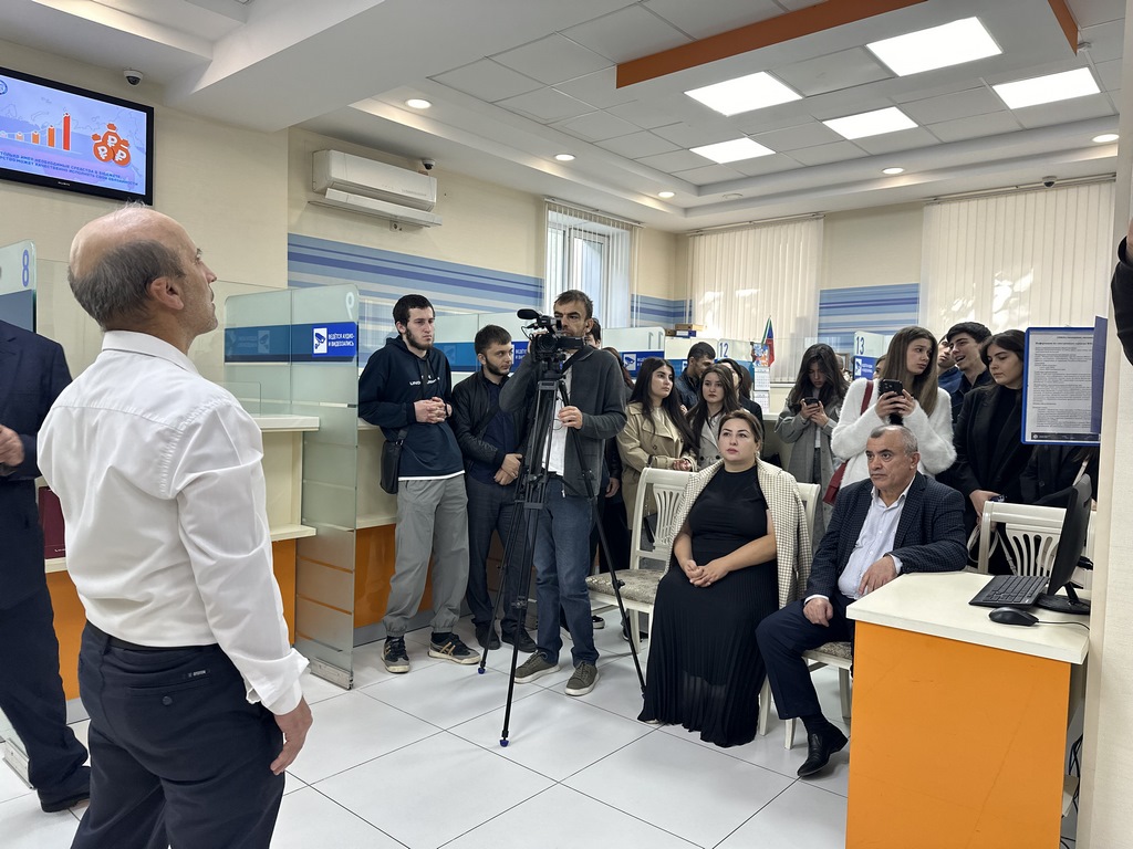 Более 450 тысяч физических лиц пользуются сервисами УФНС Дагестана