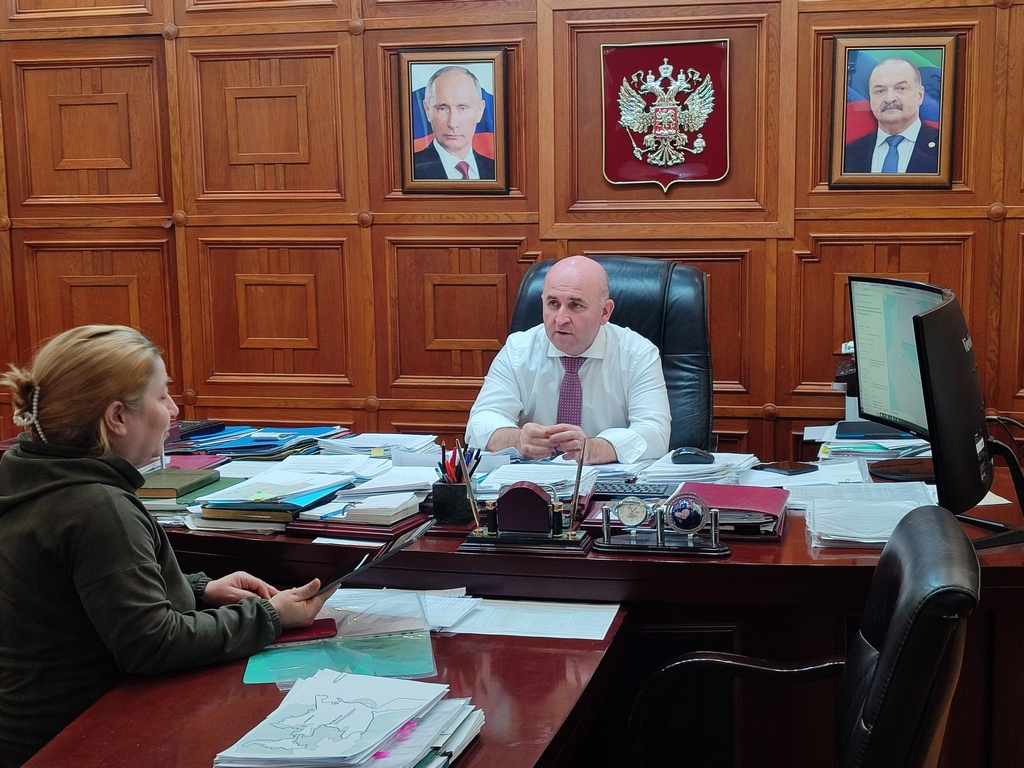 Глава Комитета по лесному хозяйству РД провел прием граждан в Махачкале